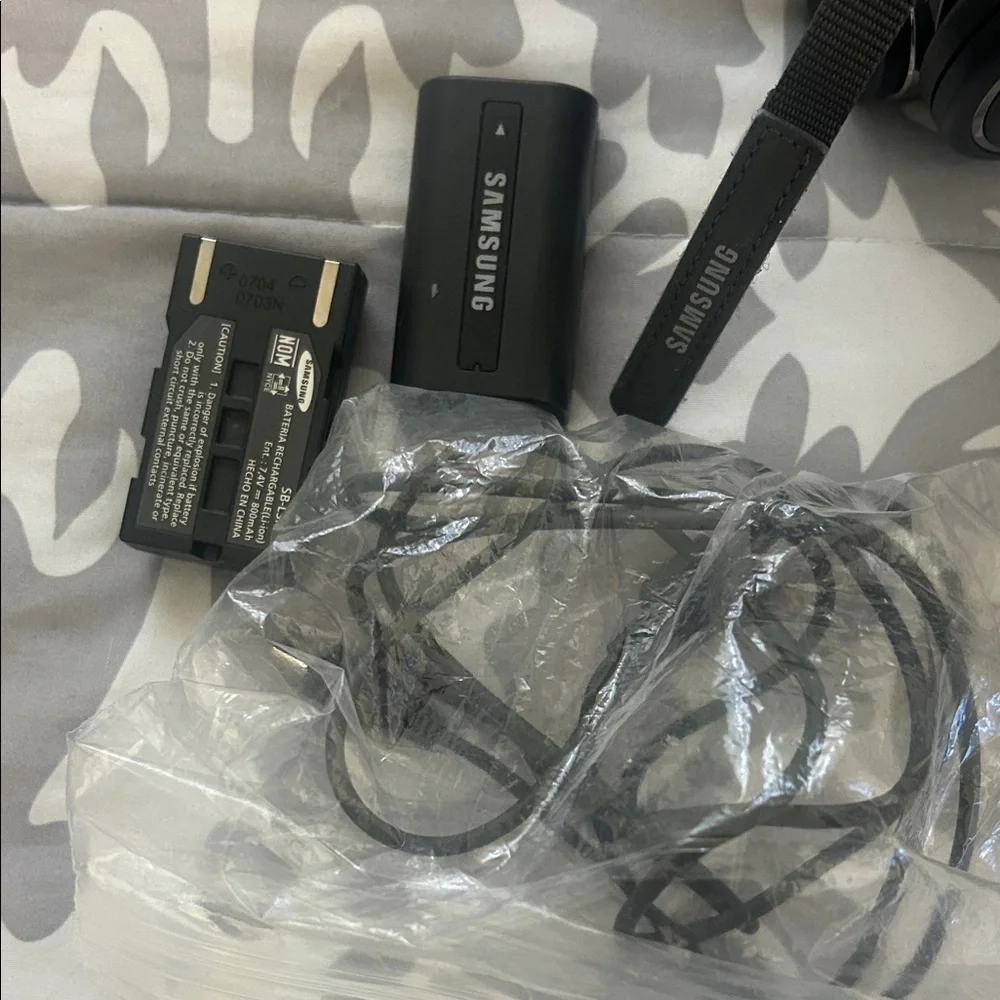 Samsung Silver and Black Camcorder